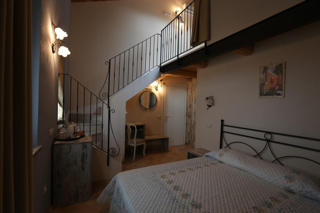 Villa Marietta Country House - Marche Монтемаджоре-аль-Метауро Номер фото